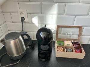 Coffee and tea making facilities at New apartment 6 - self check in, free parking