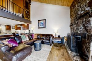 Χώρος καθιστικού στο Black Birch