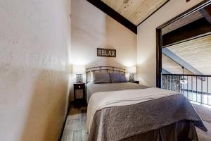 Ένα ή περισσότερα κρεβάτια σε δωμάτιο στο Black Birch