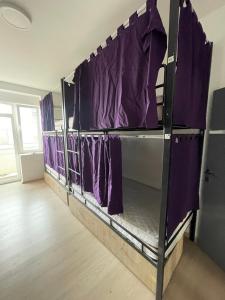 Narivoodi või narivoodid majutusasutuse NEWBORN comfort HOSTEL the biggest hostel of town with best location toas