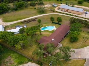 Gallery image of Perfect for Large Groups, Private Pool and Yard in Austin