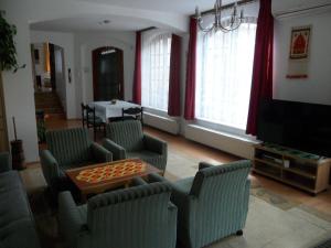 Fotografia z galérie ubytovania Komfortables Appartement mit privatem Pool v destinácii Balatonföldvár