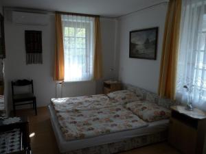 Fotografia z galérie ubytovania Komfortables Appartement mit privatem Pool v destinácii Balatonföldvár