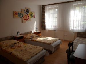 Fotografia z galérie ubytovania Komfortables Appartement mit privatem Pool v destinácii Balatonföldvár
