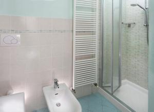ห้องน้ำของ Wunderschöne Wohnung in Scandiano mit Privatem Parkplatz