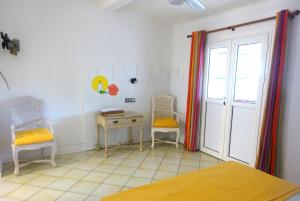 Llit o llits en una habitació de studio tartane vue mer, à 200 m de la plage