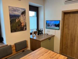TV a/nebo společenská místnost v ubytování Ferienhaus Höflein