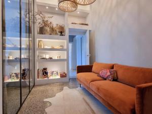 Galeriebild der Unterkunft Grande Maison Bourgeoise avec Cour Privative, 5 Chambres, WiFi, Proche Commerces et Nature - FR-1-510-186 in Abscon