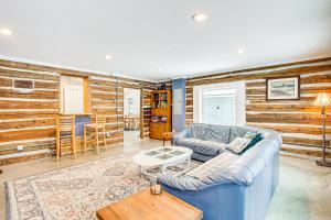 Gallery image of Home with Fireplace Less Than 1 Mi to Peninsula State Park! in Fish Creek