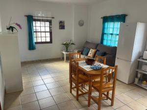 Gallery image of Apartamento Tabaiba in Tamaduste