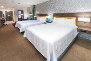 Postel nebo postele na pokoji v ubytování Home2 Suites By Hilton Weatherford