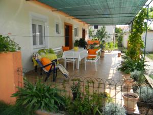 Ein Garten an der Unterkunft Apartments Gabriel