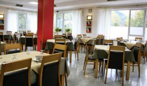 Restaurace v ubytování Hotel Valcarce Camino de Santiago