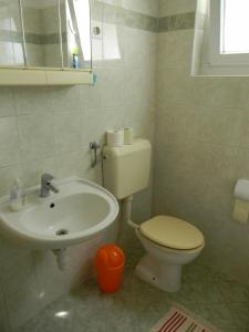 Ein Badezimmer in der Unterkunft Apartments Gabriel
