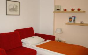 Postel nebo postele na pokoji v ubytování Appartement in Äußere Neustadt mit Terrasse