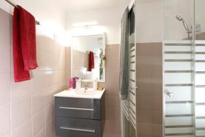 Ένα μπάνιο στο Kaz Flots Bleus +12 φωτογραφίες