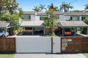 Το κτήριο όπου στεγάζεται  η παραθεριστική κατοικία