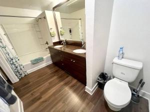 Koupelna v ubytování Modern 1 bd apt,SM,free parking