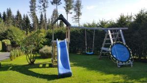 משחקיית ילדים ב-Ferienhaus für 2 Personen ca 70 qm in Wolfsberg, Kärnten Saualpe
