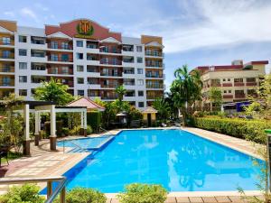 an image of the pool at the resort at Magallanes Residences Condominium 211&212B in Davao City