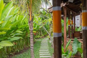 Vrt pred nastanitvijo Abian Ubud View