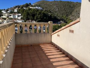 Balkon lub taras w obiekcie Holiday Home Alcalalí with Pool and Valley View
