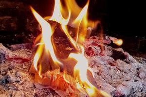 a close up of a fire in a grill at Arya Roof House in Marmaris +52 photos