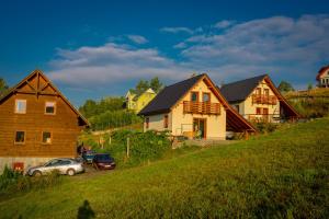 Budova, kde se chata nachází