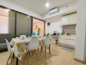Beauty MRT-Linked Unit, DSara Sentral SOVO #DS3的厨房或小厨房