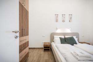 Gallery image of Andrassy Essence Apartment in Budapest