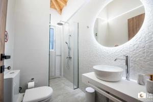 Koupelna v ubytování Agorama View Homes Lefkada + 40 fotografií