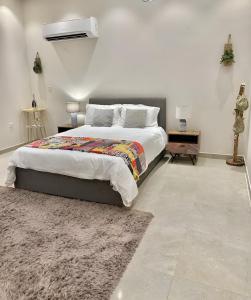 Postel nebo postele na pokoji v ubytování Cozy 2 Bedrooms with 1 Bathroom