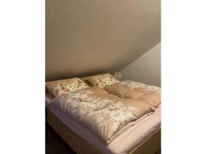 Ένα ή περισσότερα κρεβάτια σε δωμάτιο στο Holiday home Sweden house