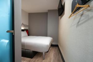 Μια τηλεόραση ή/και κέντρο ψυχαγωγίας στο easyHotel Oxford