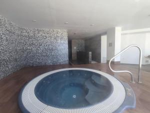 Fotografie z fotogalerie ubytování Spanish Connection - Ático de lujo con Gym&SPA v destinaci La Manga del Mar Menor