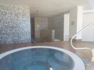 Fotografie z fotogalerie ubytování Spanish Connection - Ático de lujo con Gym&SPA v destinaci La Manga del Mar Menor