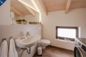 Ein Badezimmer in der Unterkunft Ferienhaus Becker Ferienwohnung Brücke