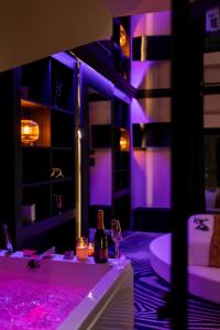 Fotografie z fotogalerie ubytování LoveRoom Le Côté Secret v destinaci Vannes