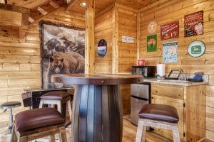 赛维尔维尔Awesome View, Pool, Hot Tub Game Room, Fireplace的相册照片