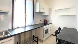Cucina o angolo cottura di Int 18 - Suite Lorenzo by Residence San Luca