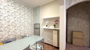O bucătărie sau chicinetă la Int 8 - Suite Ginevra by Residence San Luca