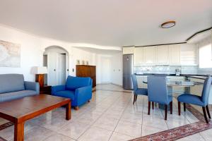 Χώρος καθιστικού στο Apartamentos Empuriabrava Maurici Park