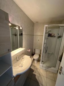 Fotografia z galérie ubytovania Appartement Bord de Mer chez Marie v destinácii Courseulles-sur-Mer
