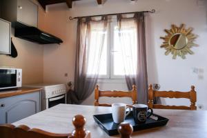 Kuchyň nebo kuchyňský kout v ubytování S&C Kosmos Beach Resort
