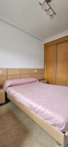 Postel nebo postele na pokoji v ubytování Apartamento 2ª Línea-Oropesa del Mar