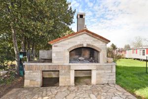 Gallery image of Apartments Medulin 2315 in Medulin