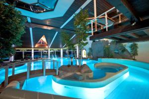 Πισίνα στο ή κοντά στο Hotel Pergola im Göbels Hotel Rodenberg