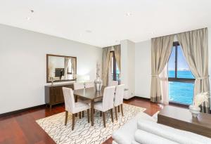 Gallery image of Anantara Flatprivate Beach! Burj & Sea View in Dubai
