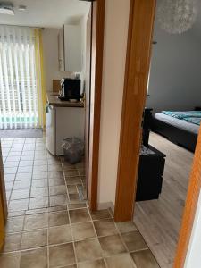 Postel nebo postele na pokoji v ubytování Zimmer in Lautrach