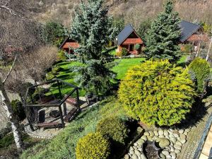 Vonkajšia záhrada v ubytovaní Apartament Spacerowa Lux